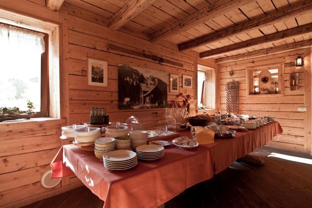Valbruna Inn Bed & Breakfast Buitenkant foto